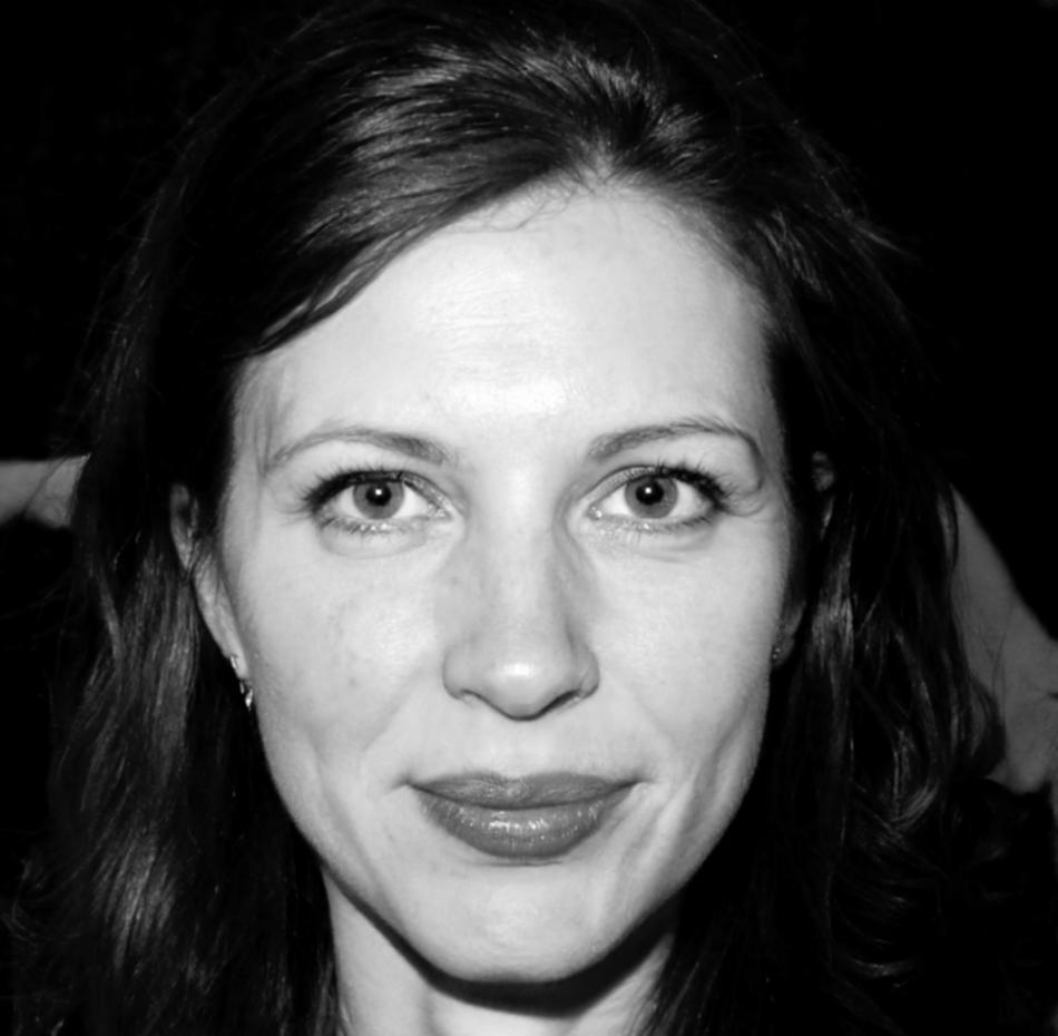 Experta en seguridad bancaria digital